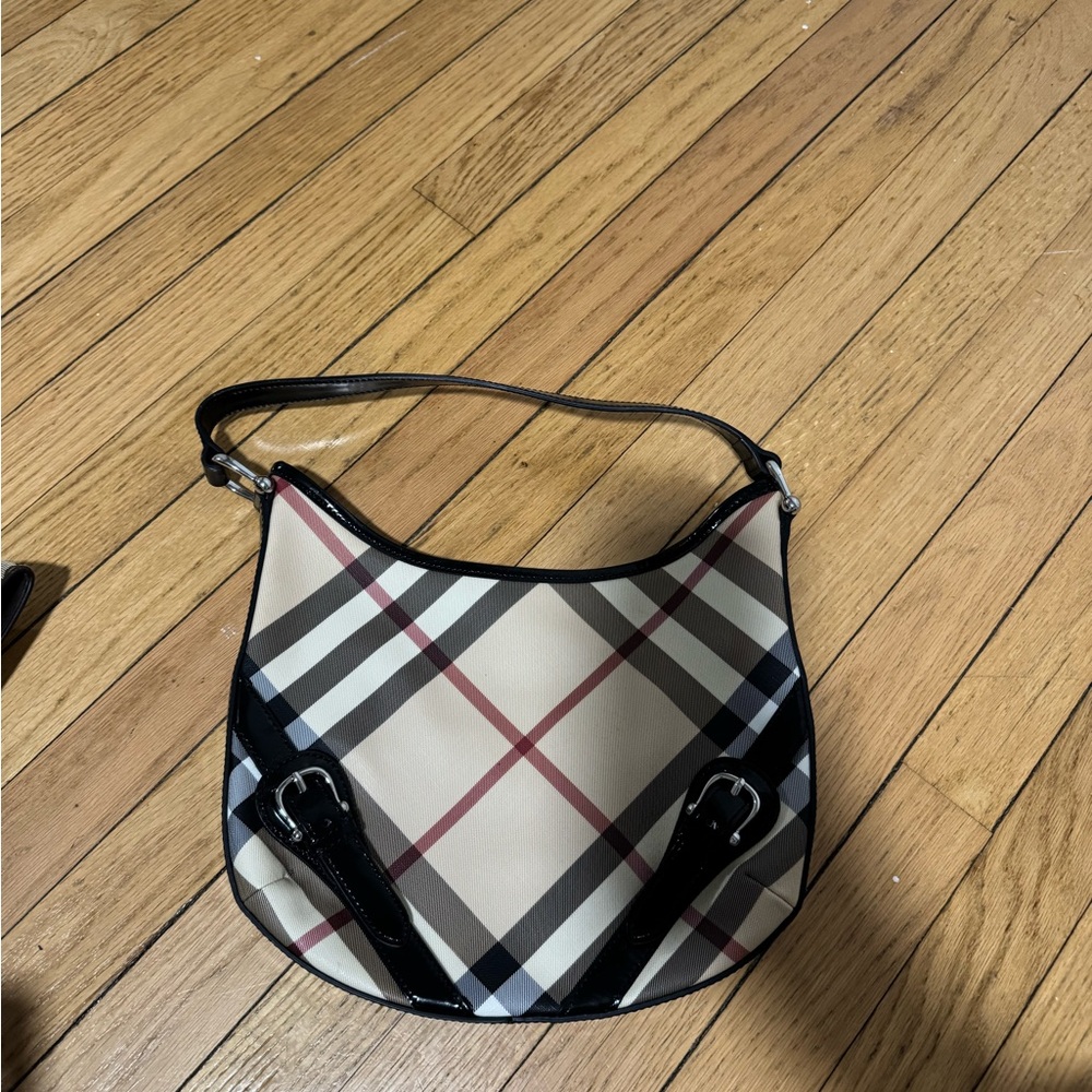 Burberry Women's Black and Cream Plaid Shoulder Bag